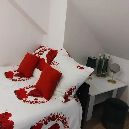 Fiona2 Centrum700m Parking Bezplatny Monitorowany Salon Tv Sypialnia Tv Lazienka Kuchnia Rekuperacja Апартаменты