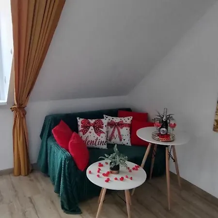 Daire Fiona2 Centrum700m Parking Bezplatny Monitorowany Salon Tv Sypialnia Tv Lazienka Kuchnia Rekuperacja
