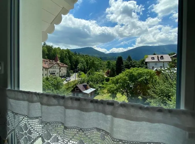 Fiona2 Centrum700m Parking Bezplatny Monitorowany Salon Tv Sypialnia Tv Lazienka Kuchnia Rekuperacja Apartment Karpacz