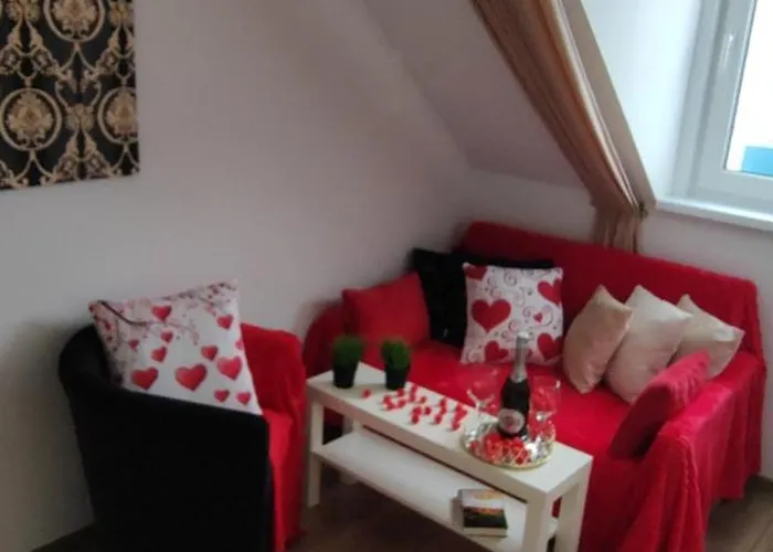 Apartment Fiona2 Centrum700m Parking Bezplatny Monitorowany Salon Tv Sypialnia Tv Lazienka Kuchnia Rekuperacja