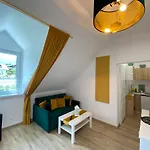 Apartment Fiona2 Centrum700m Parking Bezplatny Monitorowany Salon Tv Sypialnia Tv Lazienka Kuchnia Rekuperacja
