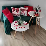 Fiona2 Centrum700m Parking Bezplatny Monitorowany Salon Tv Sypialnia Tv Lazienka Kuchnia Rekuperacja