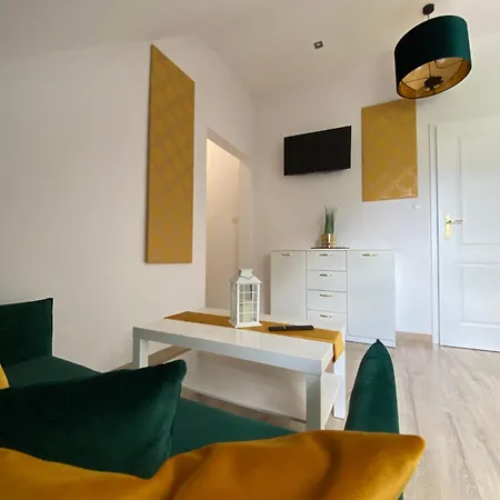Διαμέρισμα Fiona2 Centrum700m Parking Bezplatny Monitorowany Salon Tv Sypialnia Tv Lazienka Kuchnia Rekuperacja *