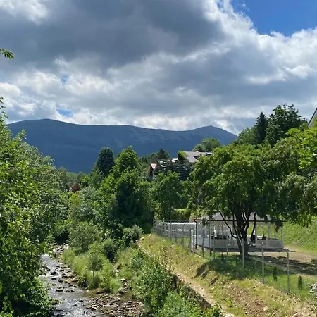 Fiona2 Centrum700m Parking Bezplatny Monitorowany Salon Tv Sypialnia Tv Lazienka Kuchnia Rekuperacja Karpacz