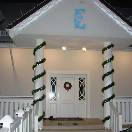 Appartamento Fiona2 Centrum700m Parking Bezplatny Monitorowany Salon Tv Sypialnia Tv Lazienka Kuchnia Rekuperacja Karpacz