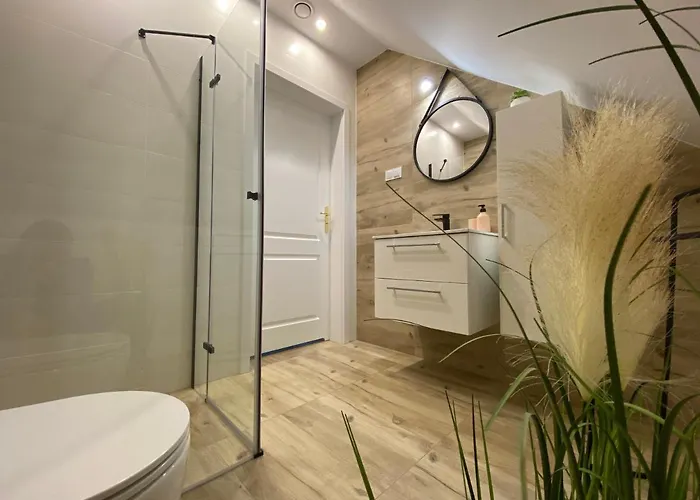 Fiona2 Centrum700m Parking Bezplatny Monitorowany Salon Tv Sypialnia Tv Lazienka Kuchnia Rekuperacja 카르파츠