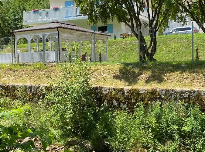 Lägenhet Fiona2 Centrum700m Parking Bezplatny Monitorowany Salon Tv Sypialnia Tv Lazienka Kuchnia Rekuperacja Karpacz